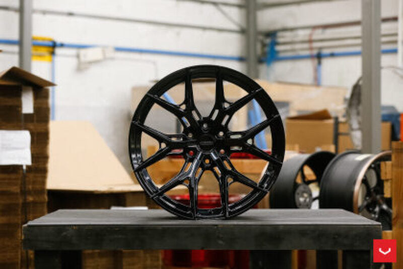Vossen HF6-4 26x10 - 6x135 - ET35 - Deep Face - 87.1 - Tinted Gloss Black Wheel