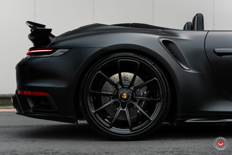 Vossen x Champion RS92 20x9 / Centerlock / ET44 - Gloss Black Wheel - (991 Turbo - Front)