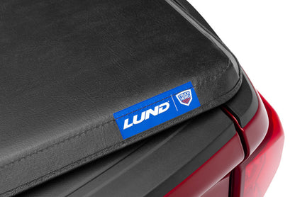 Lund 16-23 Toyota Tacoma (5ft. Bed) Hard Fold Tonneau Cover - Black