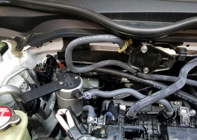 J&L 16-21 Honda Civic 1.5L Turbo (EX & Si) Passenger Side Oil Separator 3.0 - Clear Anodized