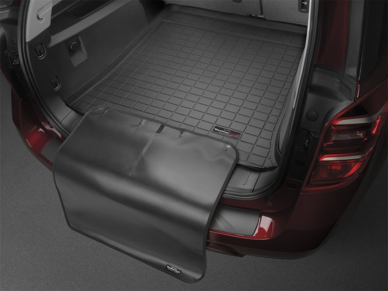 WeatherTech 10-14 Subaru Outback Trunk Cargo Liner w/Bumper Protector - Black
