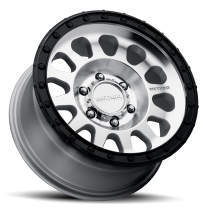 Method MR315 18x9 +18mm Offset 6x5.5 106.25mm CB Machined Wheel - Gloss Black Lip