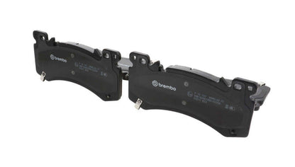 Brembo OE 21-24 Cadillac Escalade/23-24 Chevy Silverado 1500 Premium Low Ceramic Brake Pad - Front