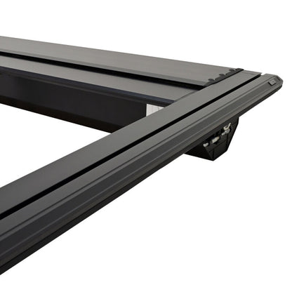 Westin 19-26 GM Silverado/Sierra 1500 5ft 8in Bed Manual Retractable Tonneau Cover - Black