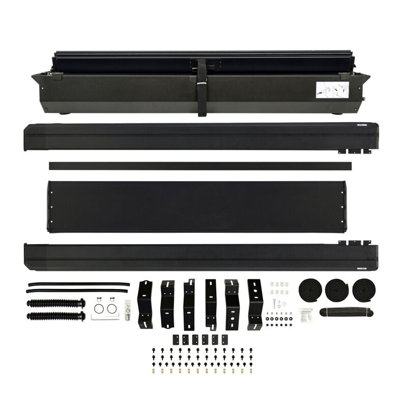 Westin 19-26 Ram 1500 (New Body)(Excl. RamBox) 5ft 7in Bed Manual Retractable Tonneau Cover - Black