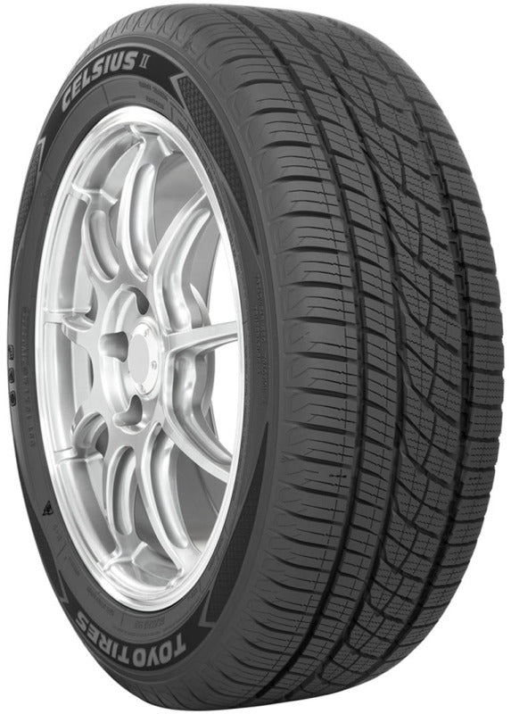 Toyo Celsius II Tire - 255/65R18 111H (TL)