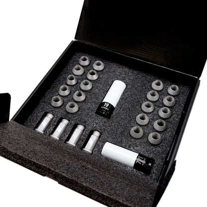 Mishimoto Steel Locking Lug Nuts M14x1.5 24pc Set Silver