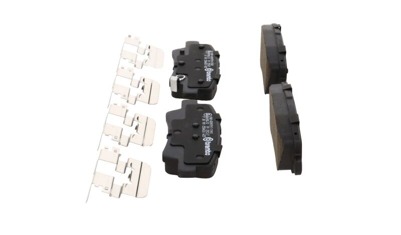 Brembo OE 21-23 Hyundai Kona/19-24 Kona Electric/19-21 Veloster Low-Met Brake Pad - Rear