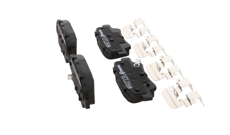 Brembo OE 21-23 Hyundai Kona/19-24 Kona Electric/19-21 Veloster Low-Met Brake Pad - Rear