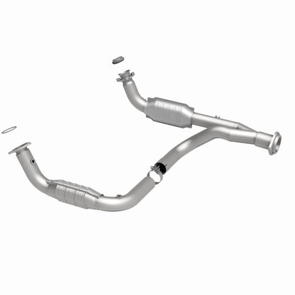 MagnaFlow Conv DF 07-09 Hummer Truck H2 Y-Pipe Assy