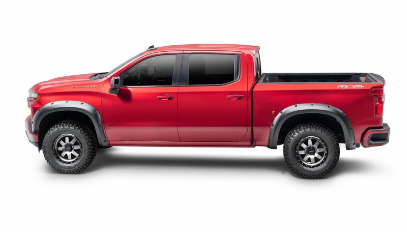 Bushwacker 17-20 Chevrolet Colorado Excl. ZR2 (5ft. Bed) Forge Style Flares 4pc - Black