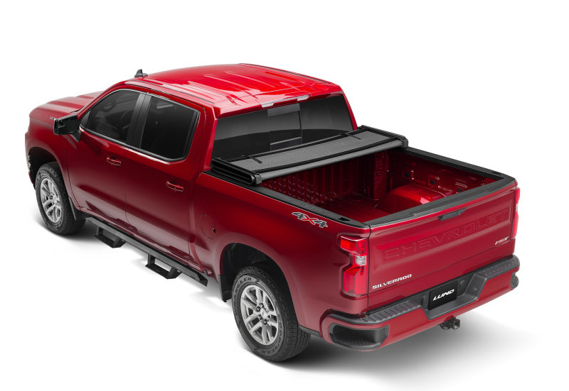 Lund 14-17 Chevy Silverado 1500 (6.5ft. Bed) Genesis Elite Tri-Fold Tonneau Cover - Black