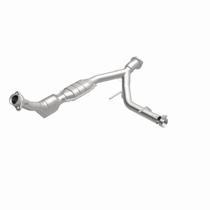 MagnaFlow Conv DF 03-04 Ford Expedition 5.4L V8 Passenger Side