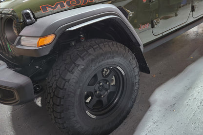 Rally Armor 19-24 Jeep JT Gladiator (Mojave/Rubicon) Black Mud Flap w/Grey Logo