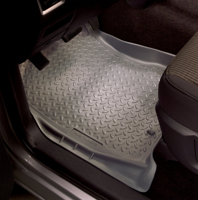 Husky Liners 88-00 GM Full Size Truck 3DR/Ext. Cab Classic Style 2nd Row Tan Floor Liners