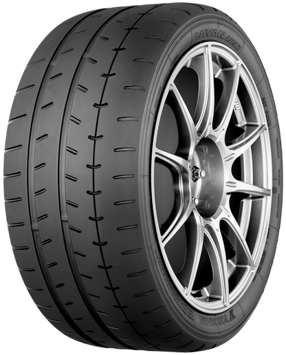 Yokohama Advan A052 Tire - 265/40R18 101Y