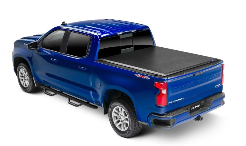 Lund 19-23 Chevrolet Silverado 1500 (5.5ft. Bed) Genesis Roll Up Tonneau Cover - Black