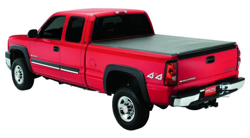 Lund 04-17 Nissan Titan (5.5ft. Bed w/Titan Box) Genesis Tri-Fold Tonneau Cover - Black