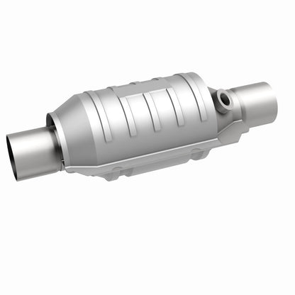 MagnaFlow Conv Universal 2.25 with 1-O2 Rear CA