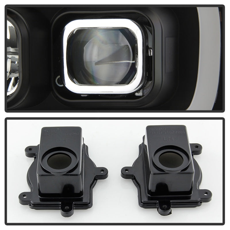 Spyder 07-14 Chevy Suburban/Tahoe V2 Projector Headlights LED Turn Sig Black PRO-YD-CSUB07V3-SB-BK