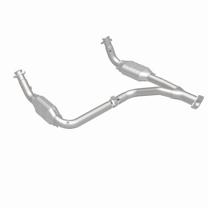 MagnaFlow Conv DF 00-01Tahoe/Yukon V8 5.7L